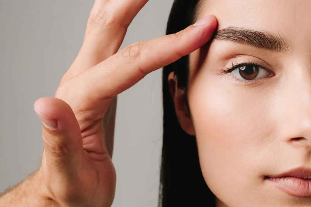 eyebrow lift surgery lahore